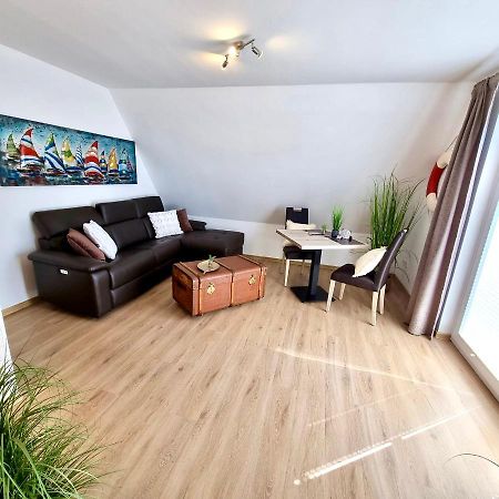 Haus Nordseeschatz Appartement 14 Sonnendeck Busum Bagian luar foto